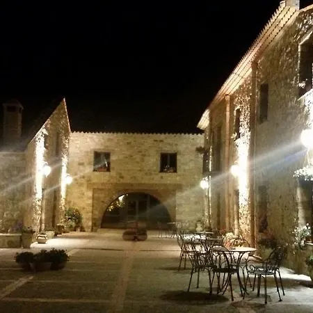 Фермерский дом Masseria Rocca Di Gonato Кастельбуоно