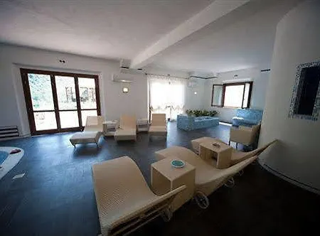 Фермерский дом Masseria Rocca Di Gonato Кастельбуоно